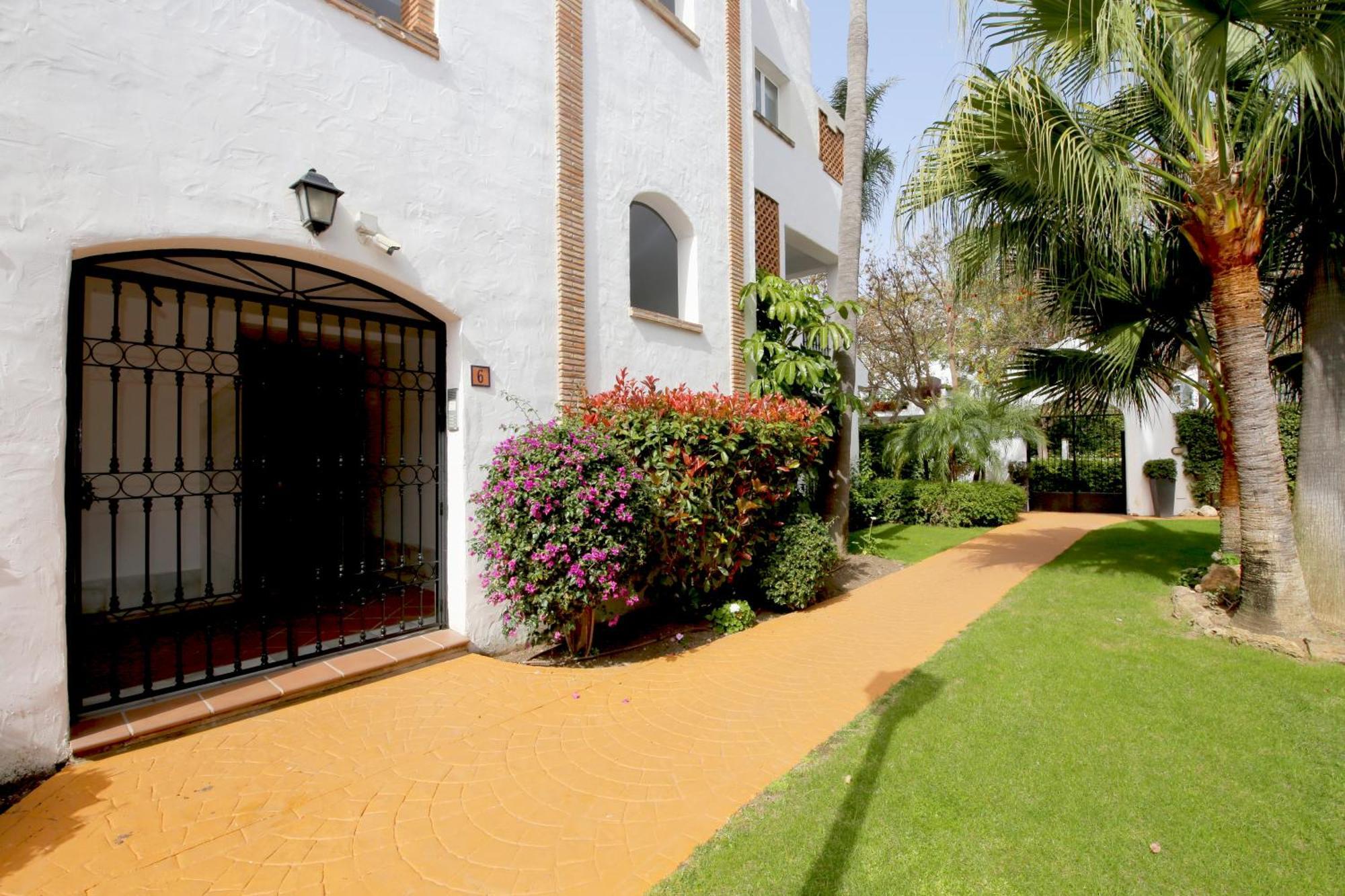 San Pedro Beachside Abril * Marbella