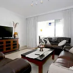 San Pedro Beachside Apartment Abril